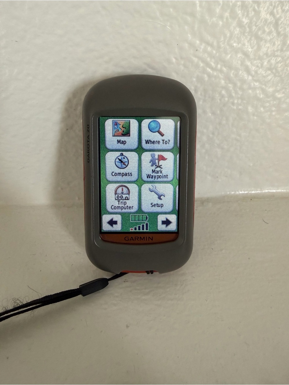 Garmin Dakota 20 2.6" Handheld GPS Navigator.Tested